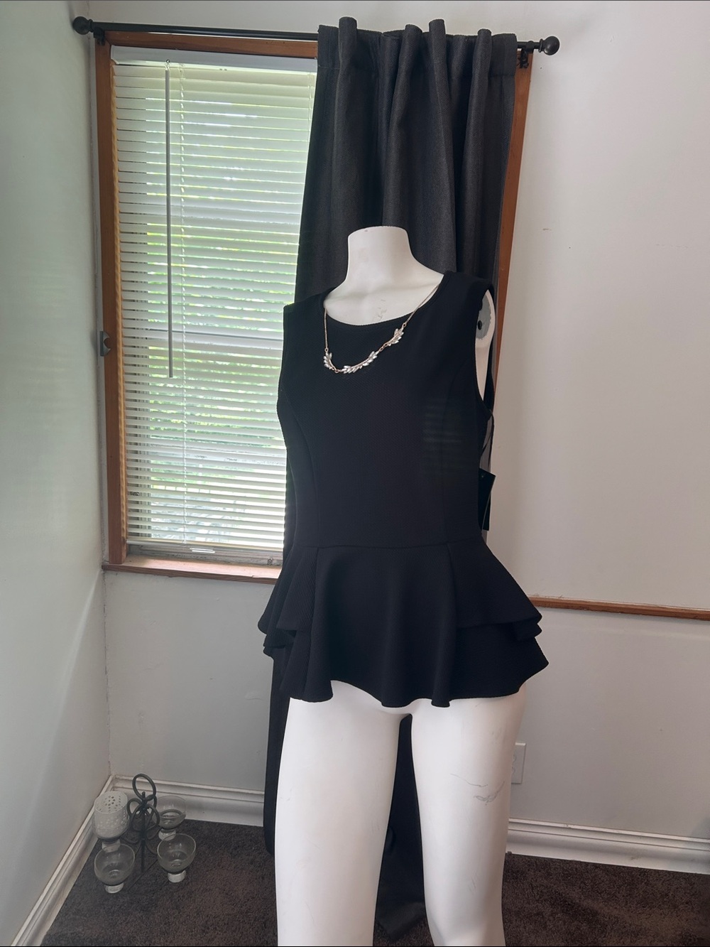 Thalia & Sodi Black Sleeveless Peplum Top